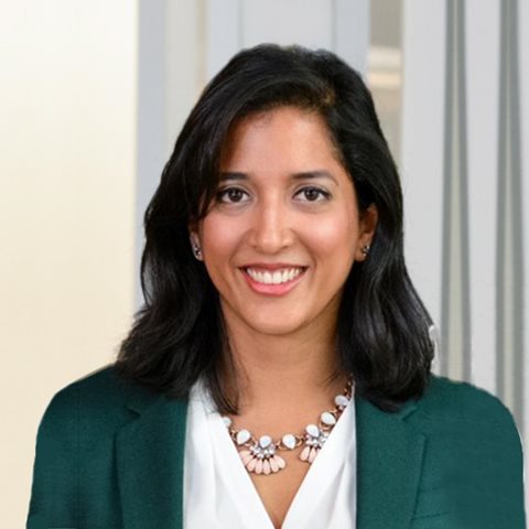 This is a profile image of Deepa Mahajan